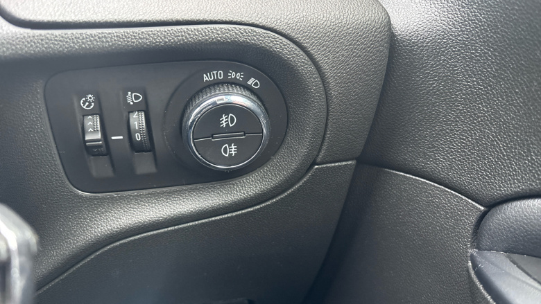 Vauxhall Grandland X 1.2 Turbo SRi Nav 5dr Petrol Hatchback